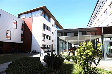 college lycee saint pierre chanel thionville|Collège et Lycée Privés Saint Pierre Chanel .